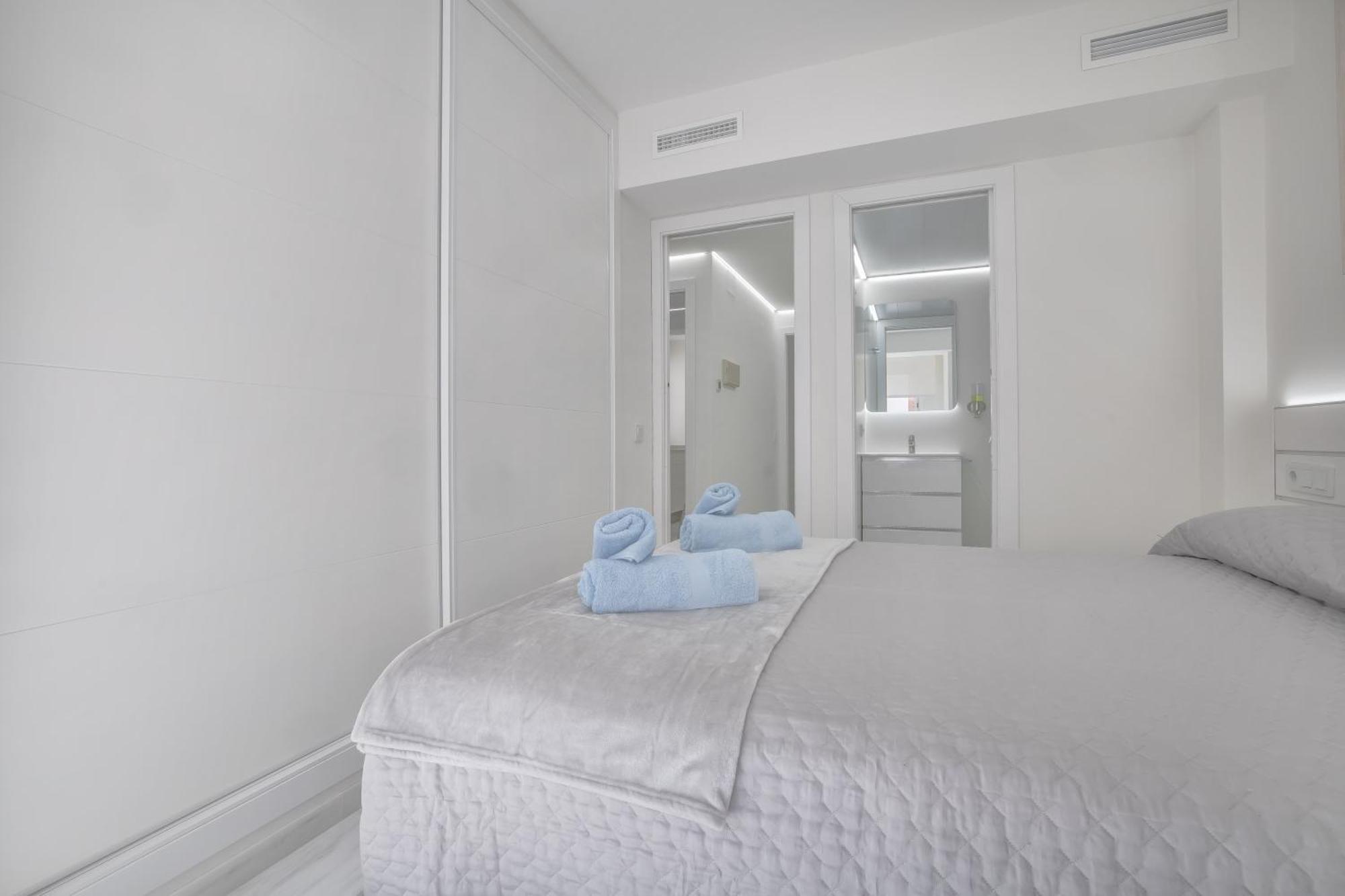 Apartamentos Haranas II & Parking Кордова Экстерьер фото